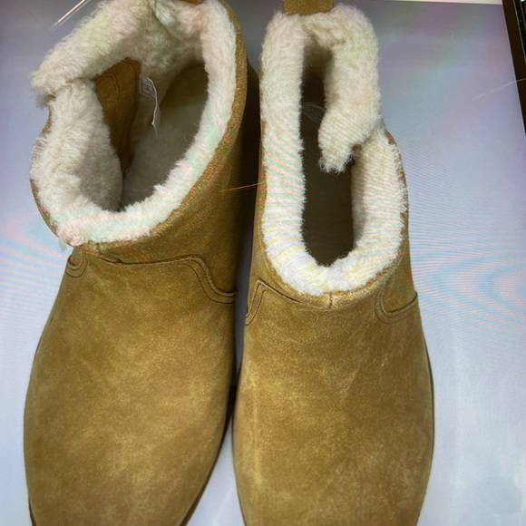 NEW UGG Boots Romely Zip Tan Women's 9 - Picture 12 of 13